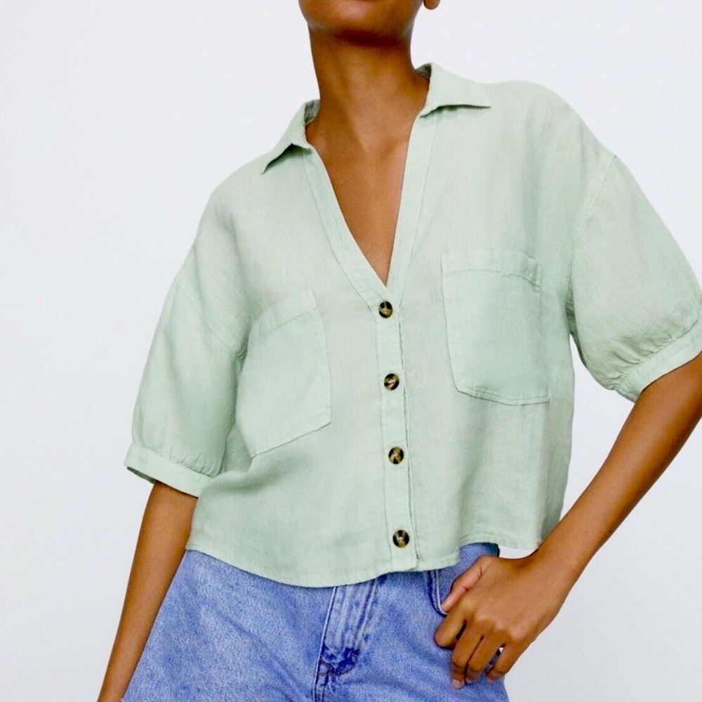 Zara Mint Green Button-Up Women's Medium Top